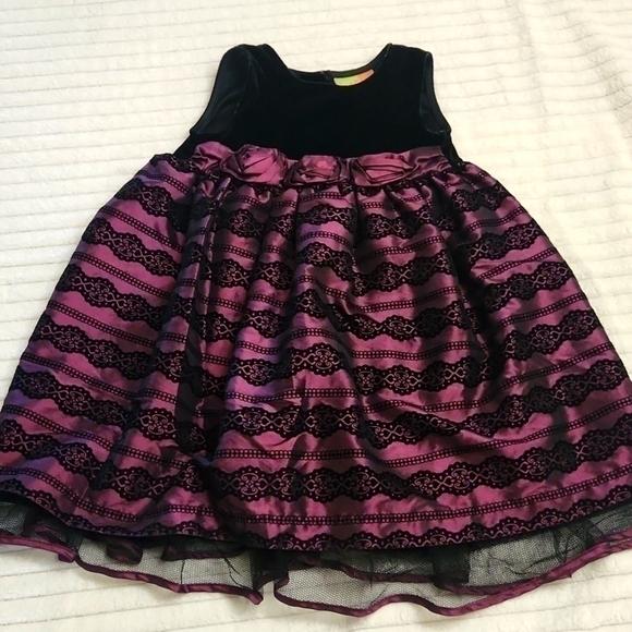 Penelope Mack Other - Penelope Mack Size 4 Girl's Party Dress Purple/Black Lined Overskirt Holidays